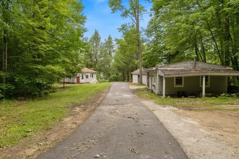 1615 Hooksett Road Hooksett NH 03106