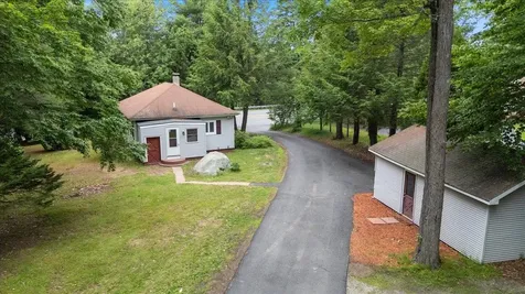 1615 Hooksett Road Hooksett NH 03106