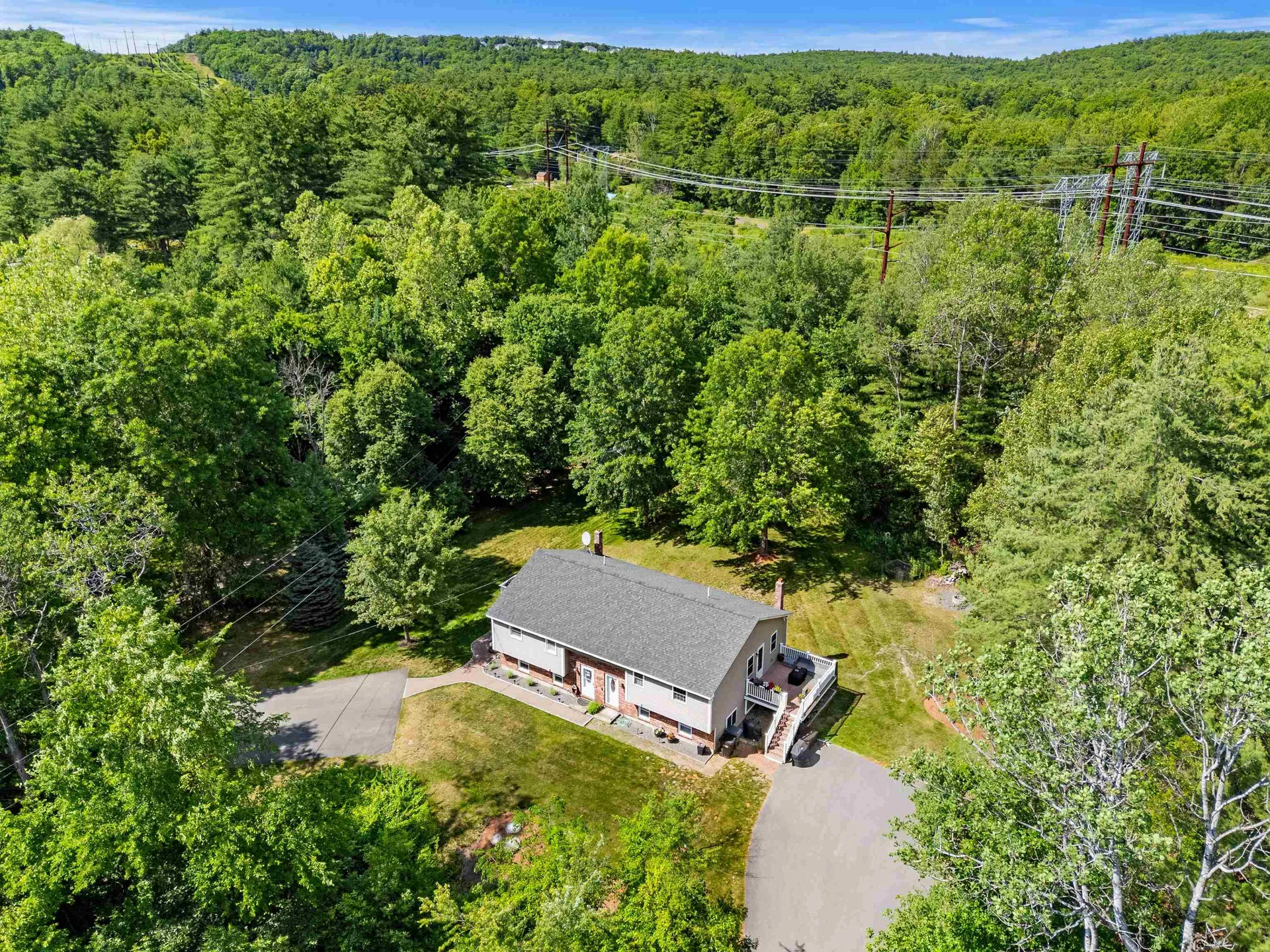 34 Tallant Road Pelham NH 03076