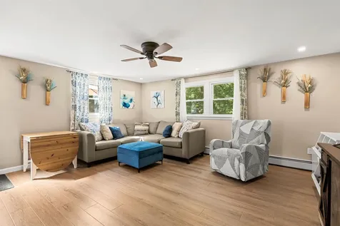 34 Tallant Road Pelham NH 03076