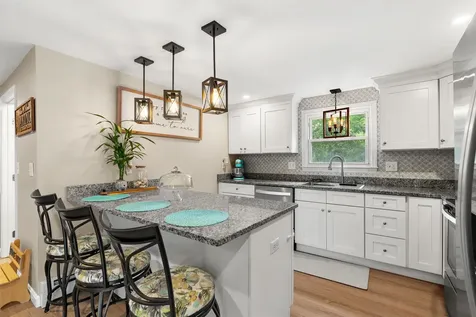 34 Tallant Road Pelham NH 03076