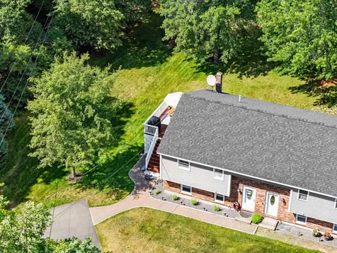 34 Tallant Road Pelham NH 03076