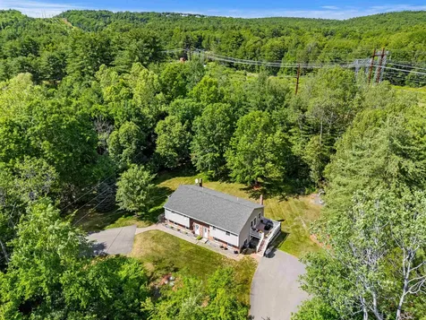 34 Tallant Road Pelham NH 03076