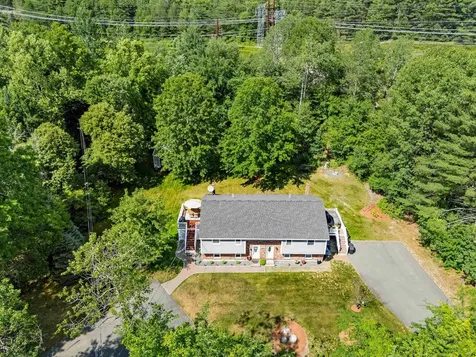 34 Tallant Road Pelham NH 03076