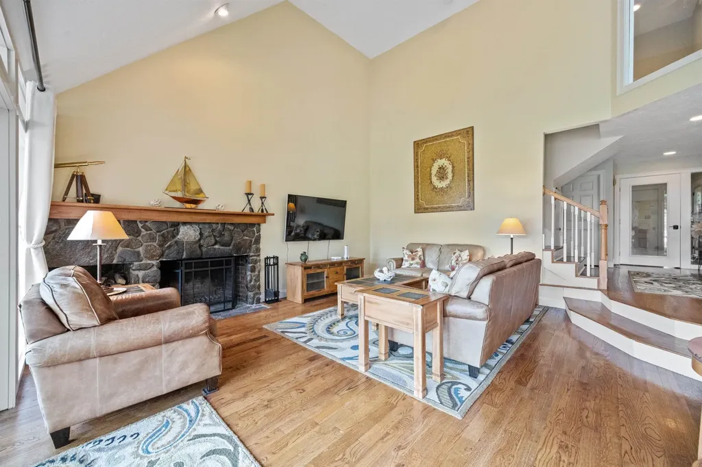 4 Portside Drive Moultonborough NH 03254