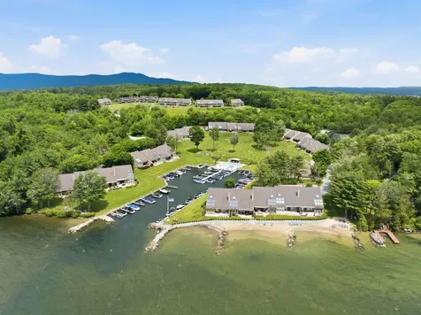 4 Portside Drive Moultonborough NH 03254