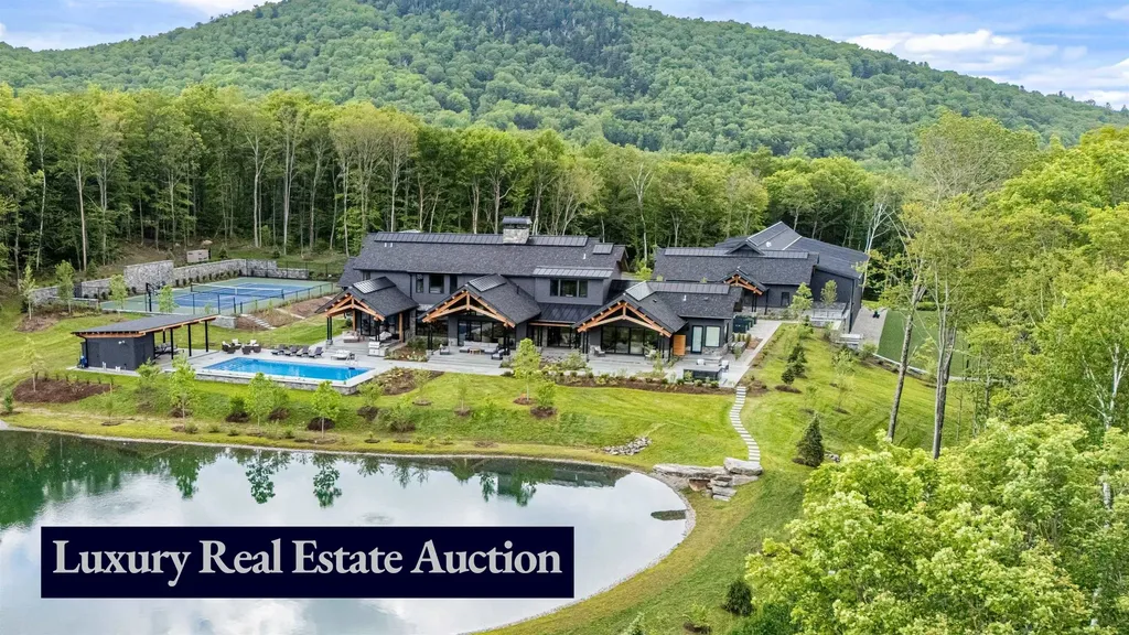 1084 Wade Pasture Road Stowe VT 05672-5259