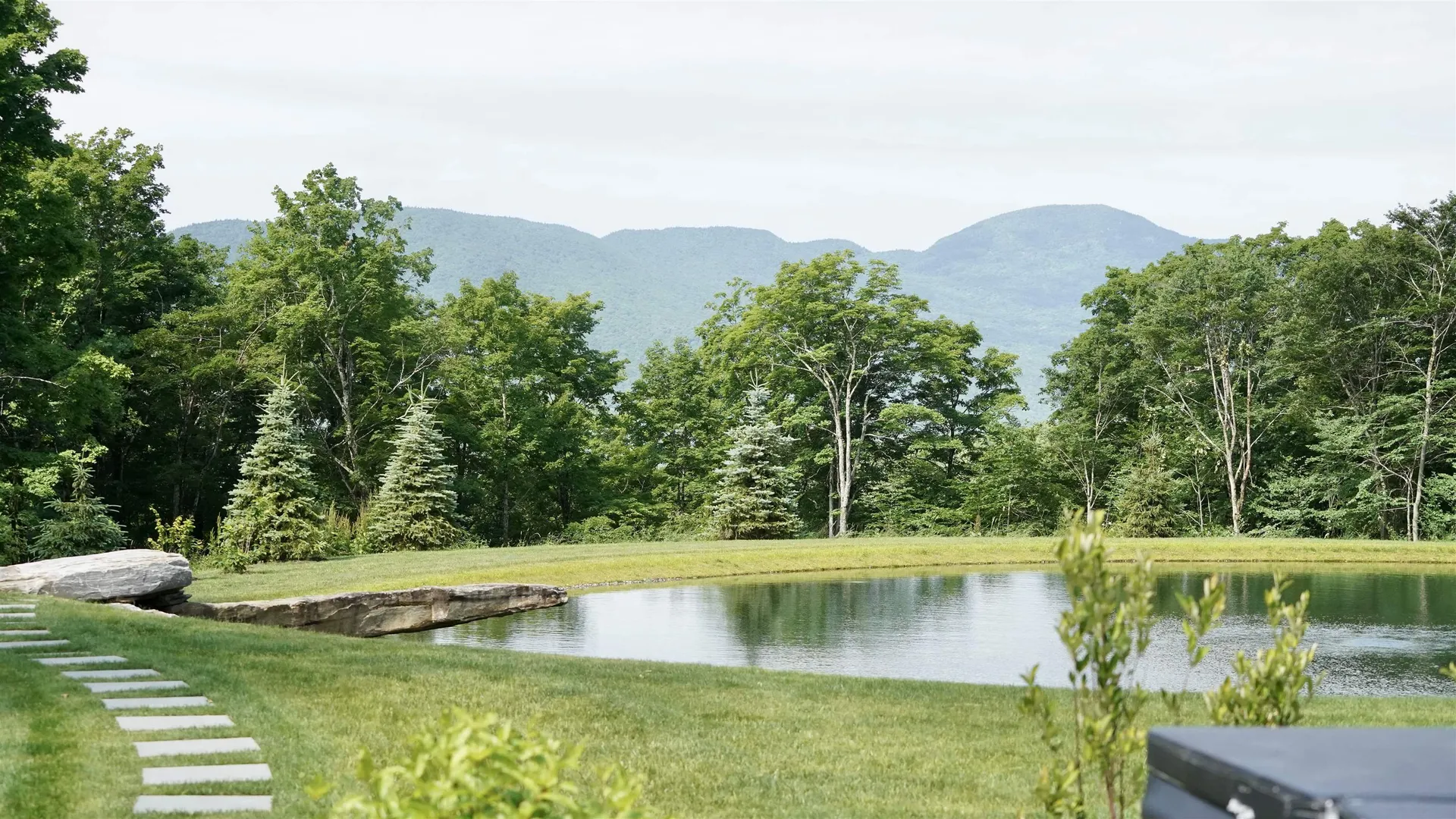 1084 Wade Pasture Road Stowe VT 05672-5259
