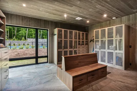 1084 Wade Pasture Road Stowe VT 05672-5259