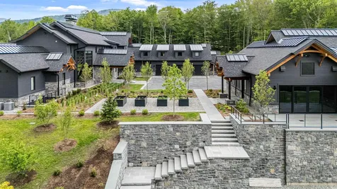1084 Wade Pasture Road Stowe VT 05672-5259