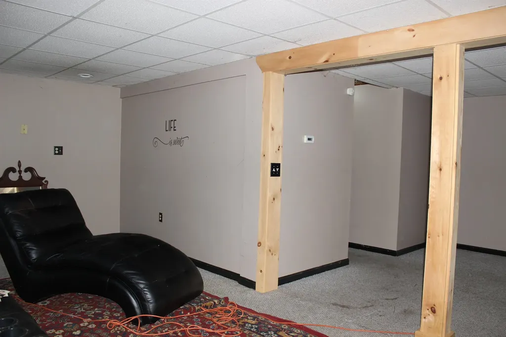 1-A Karen Lane Londonderry NH 03053