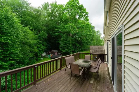 1-A Karen Lane Londonderry NH 03053