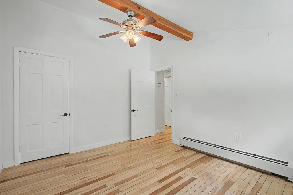 42 Sherburne Road Lee NH 03861
