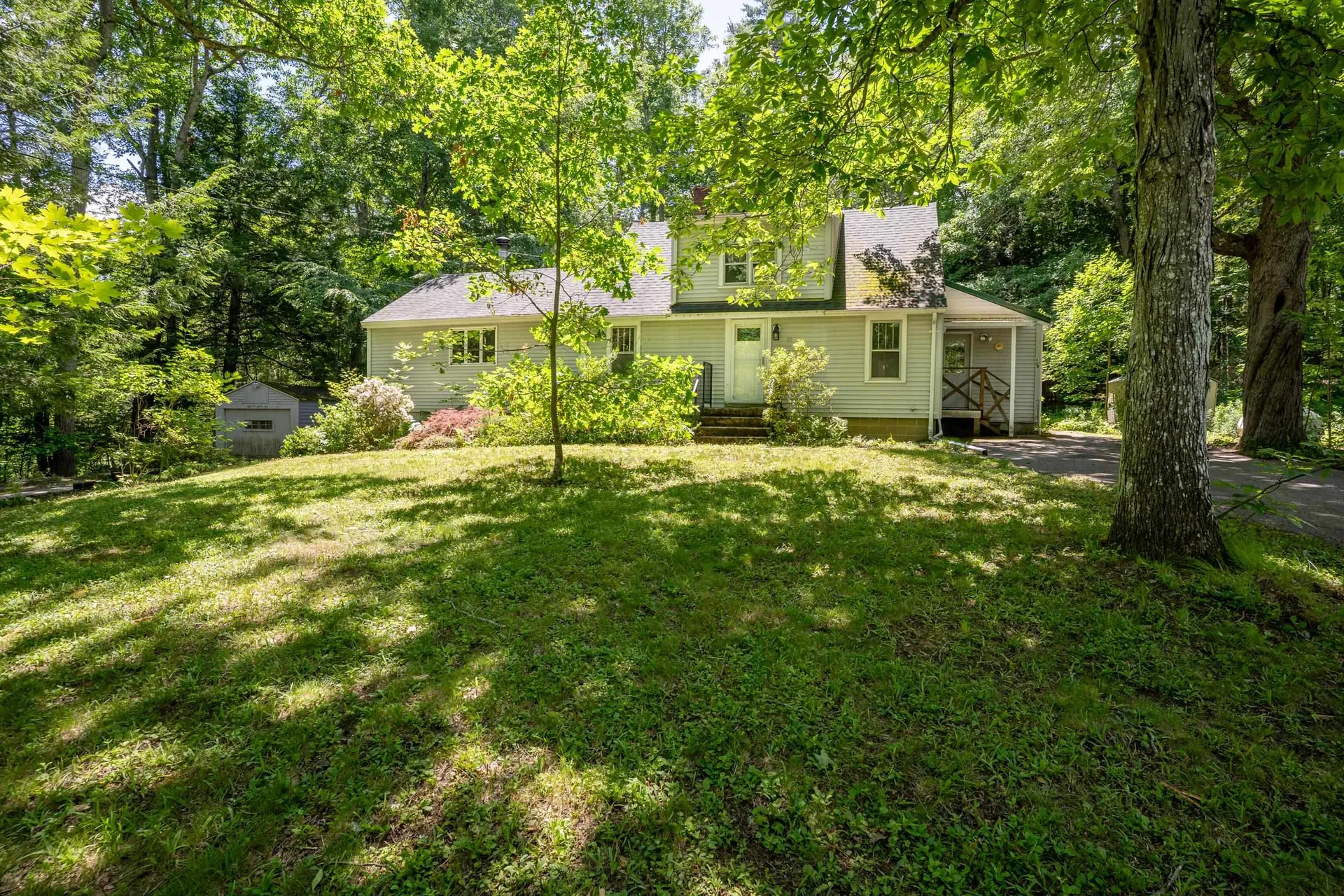 Lee NH, 42 Sherburne Road