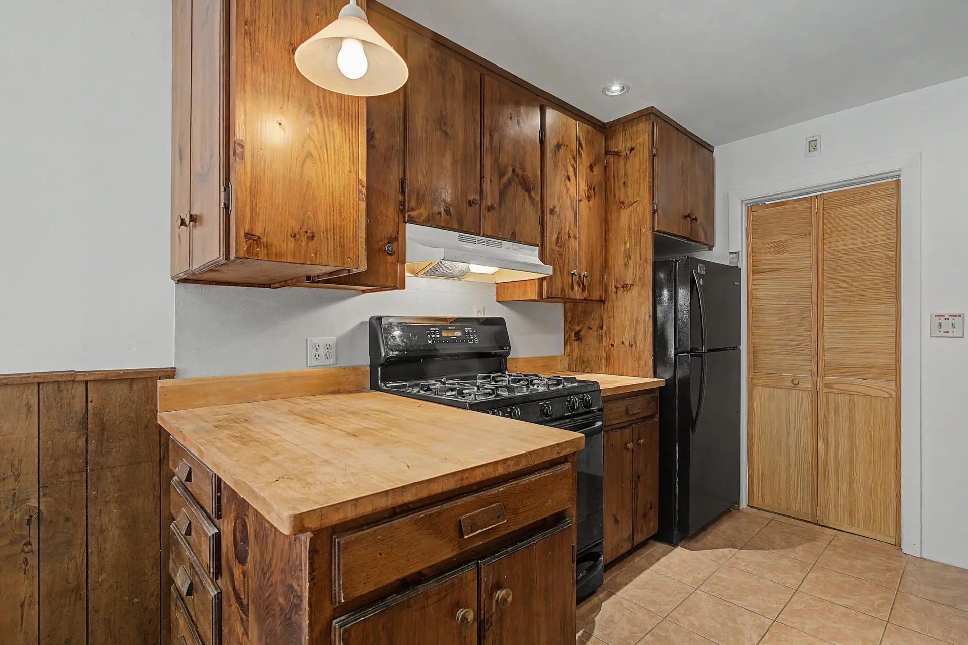 42 Sherburne Road Lee NH 03861