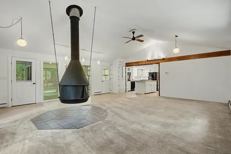 42 Sherburne Road Lee NH 03861