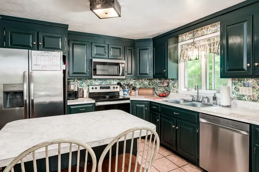 3 Partridge Lane East Kingston NH 03827