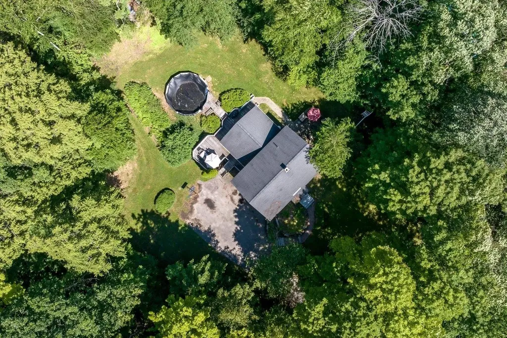 3 Partridge Lane East Kingston NH 03827