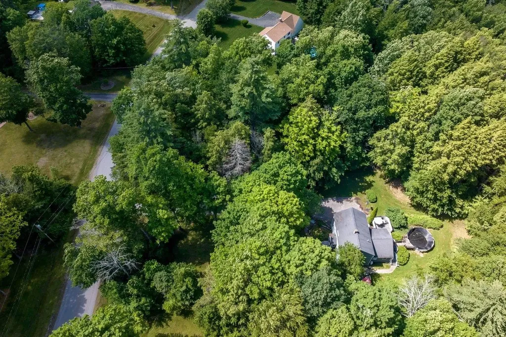 3 Partridge Lane East Kingston NH 03827