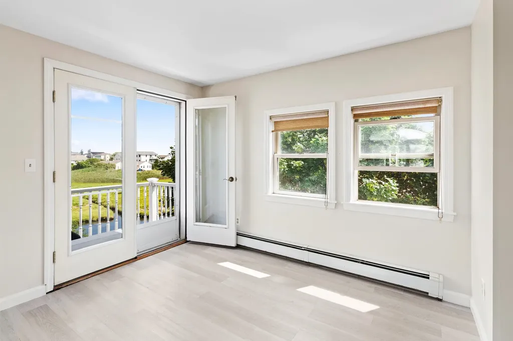 5 Viking Street Hampton NH 03842