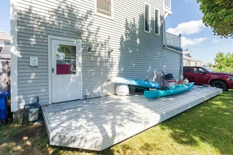 5 Viking Street Hampton NH 03842