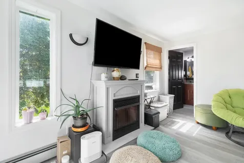 5 Viking Street Hampton NH 03842