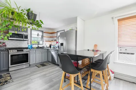 5 Viking Street Hampton NH 03842