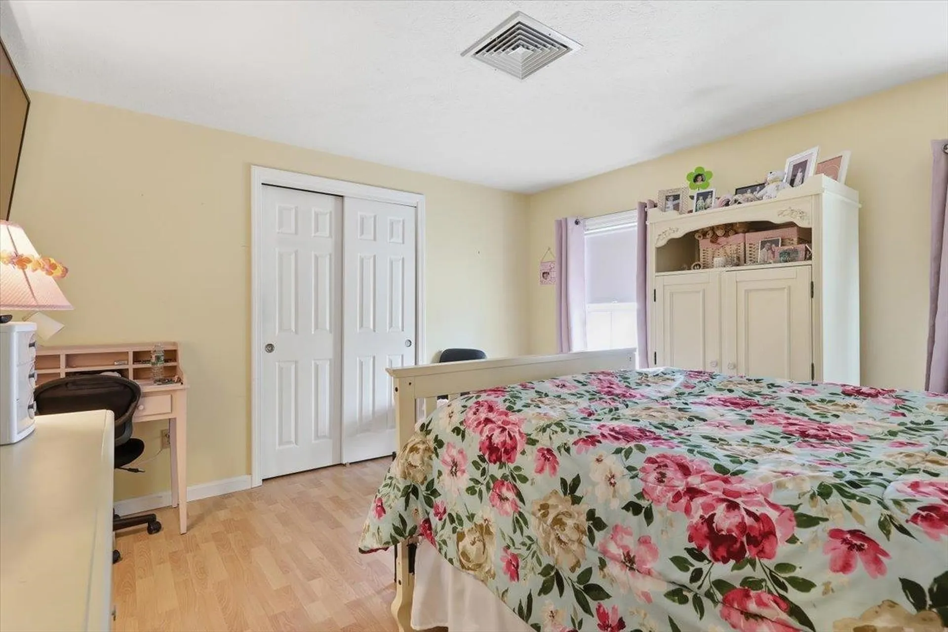 36 Wildwood Street Manchester NH 03103