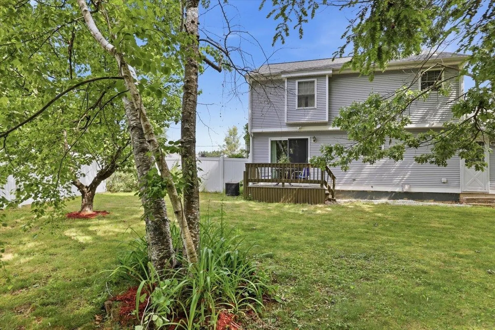 36 Wildwood Street Manchester NH 03103