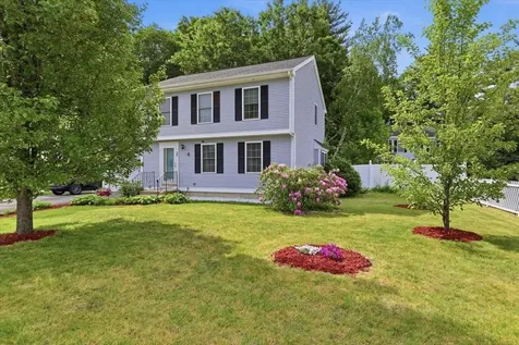 36 Wildwood Street Manchester NH 03103