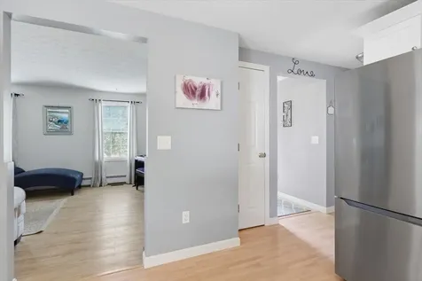 36 Wildwood Street Manchester NH 03103
