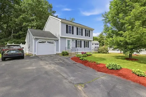 36 Wildwood Street Manchester NH 03103