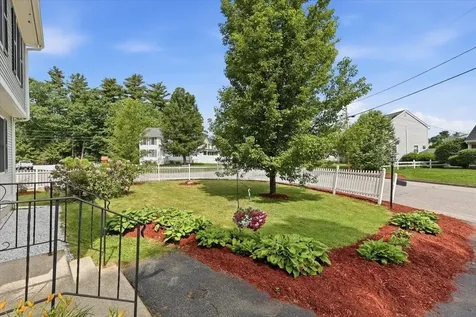 36 Wildwood Street Manchester NH 03103
