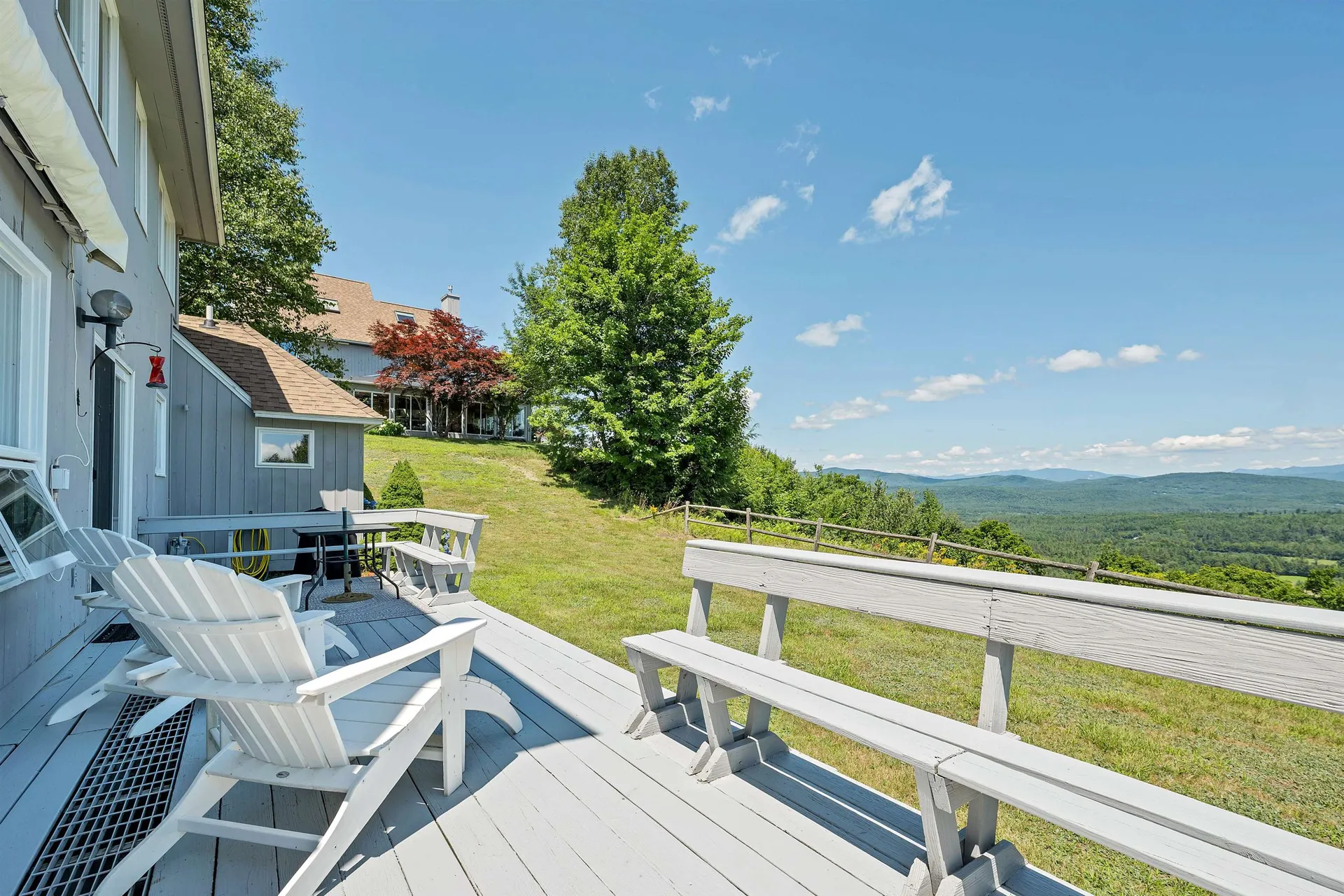 8 Ledgeview Way Plymouth NH 03264