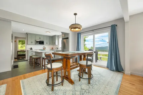 8 Ledgeview Way Plymouth NH 03264
