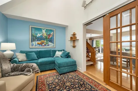 8 Ledgeview Way Plymouth NH 03264