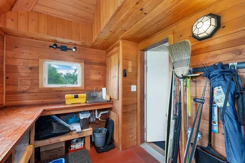 8 Ledgeview Way Plymouth NH 03264