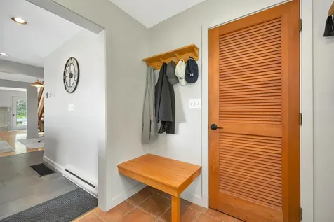 8 Ledgeview Way Plymouth NH 03264