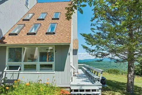 8 Ledgeview Way Plymouth NH 03264
