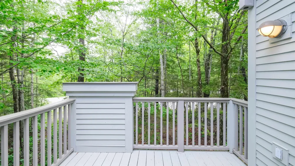 24 Ledgewood Road Ludlow VT 05149