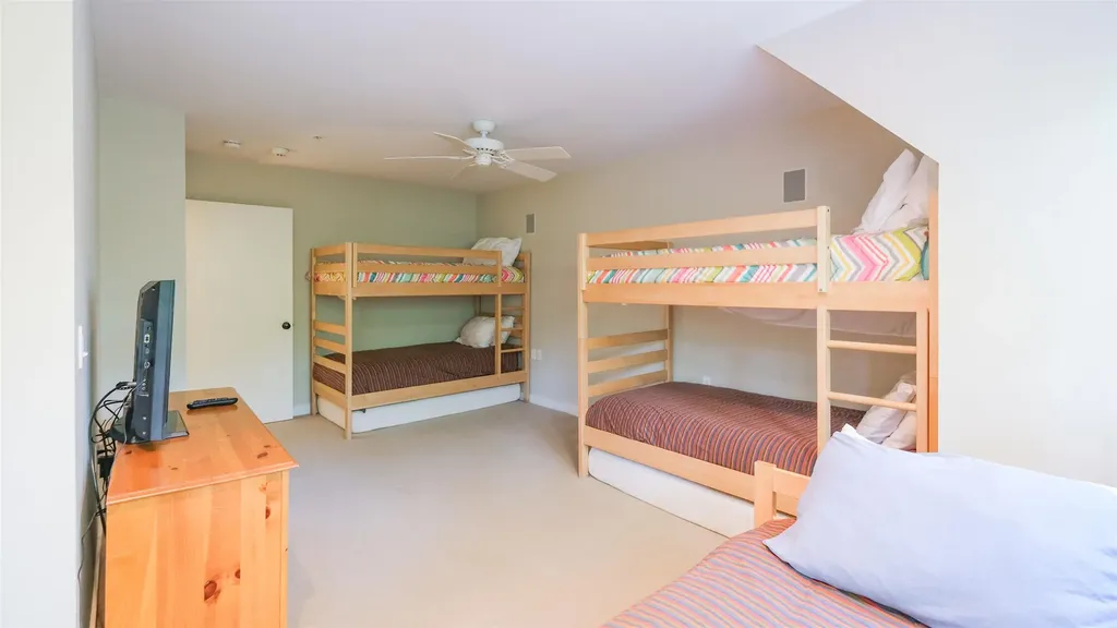 24 Ledgewood Road Ludlow VT 05149