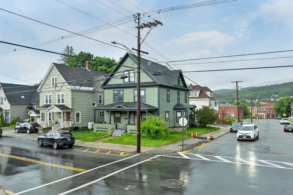 59 High Street Berlin NH 03570