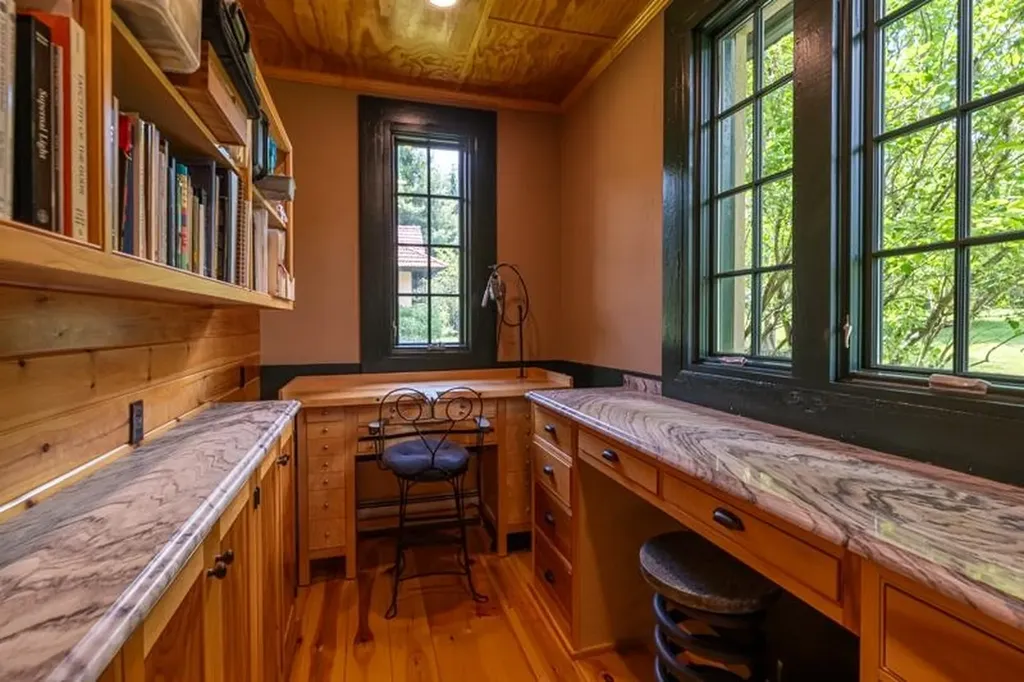 2236 River Road Manchester VT 05255
