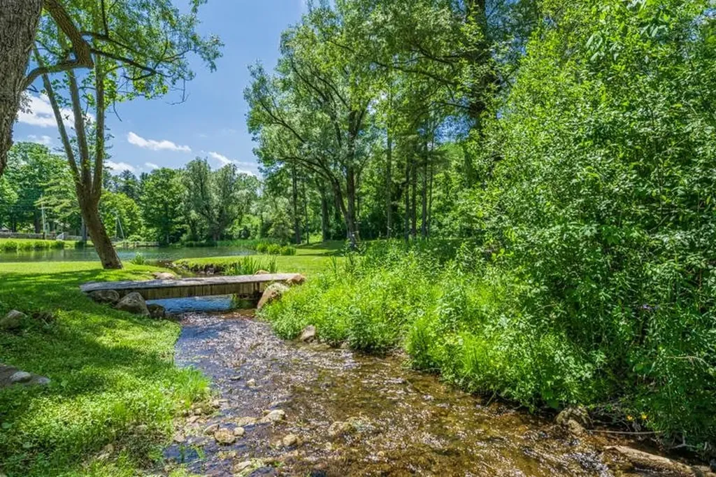 2236 River Road Manchester VT 05255