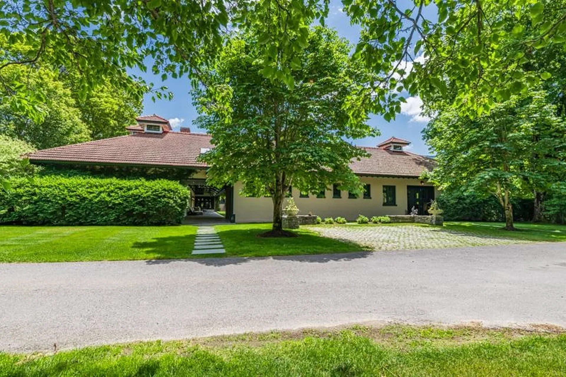 2236 River Road Manchester VT 05255