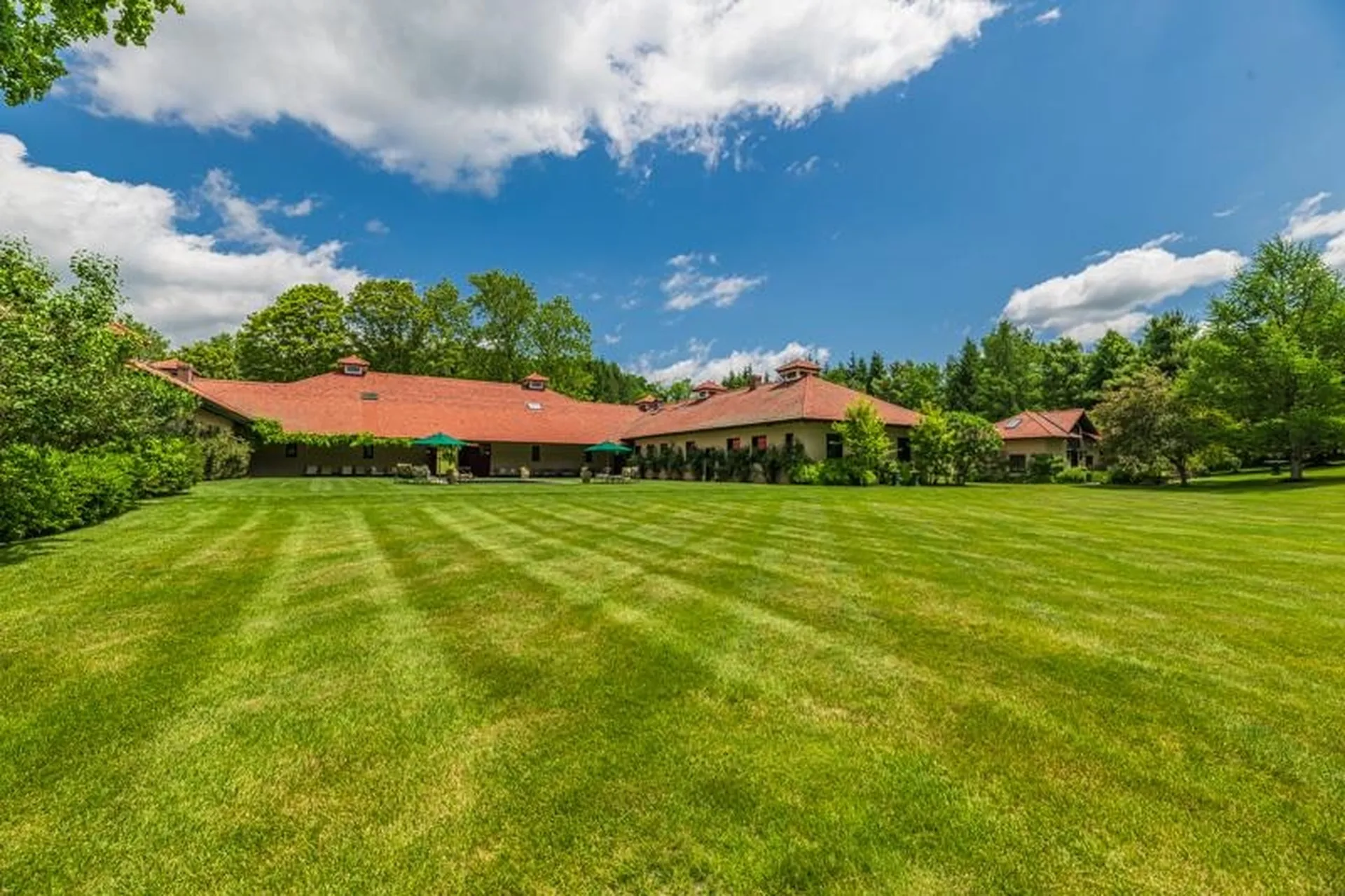 2236 River Road Manchester VT 05255