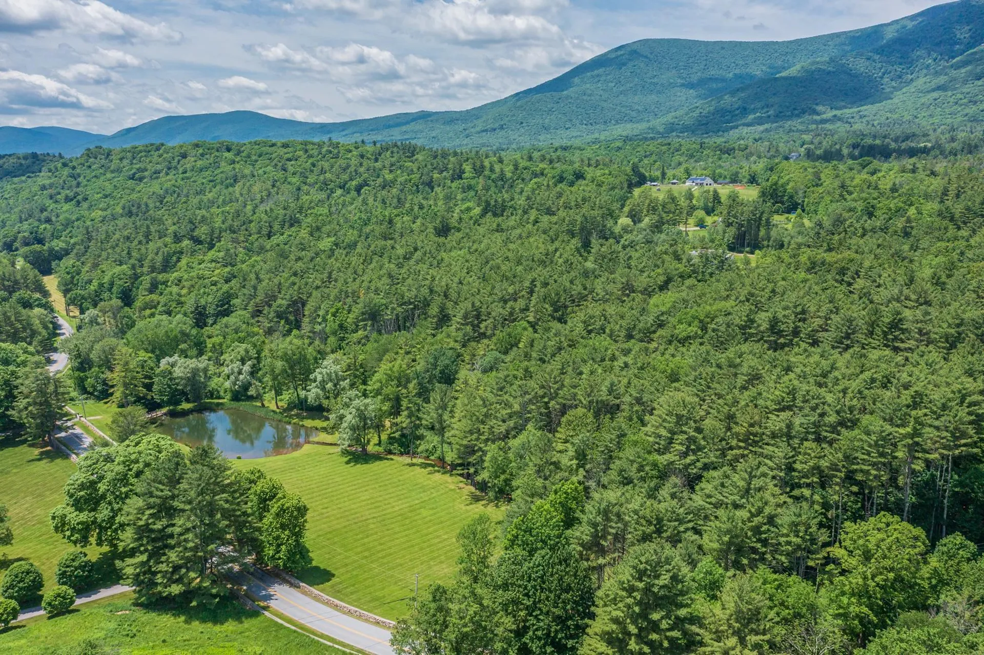 2236 River Road Manchester VT 05255