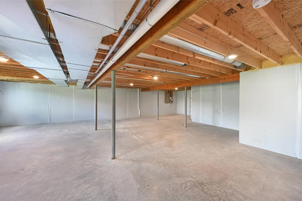 7 Riparian Way Milton VT 05468