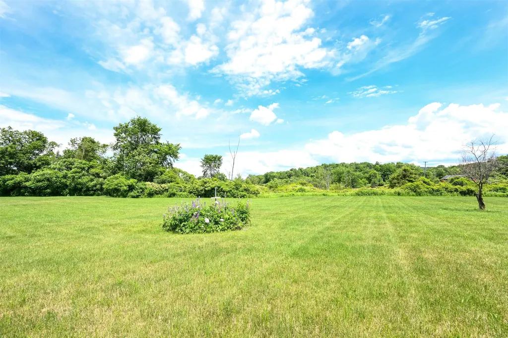 7 Riparian Way Milton VT 05468
