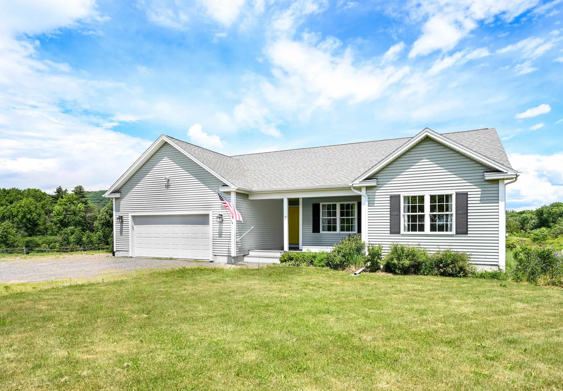Milton VT, 7 Riparian Way